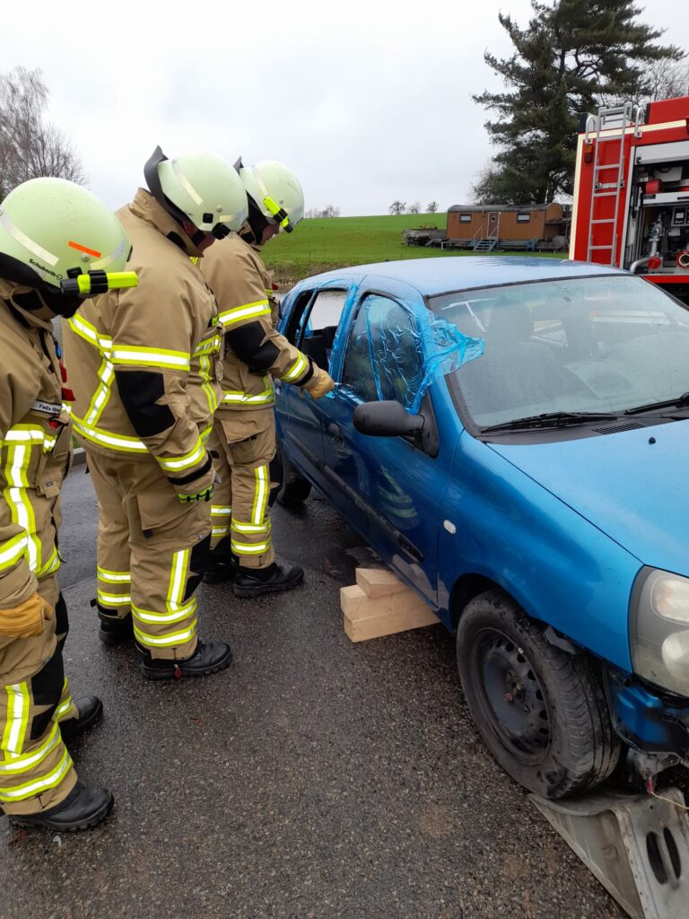 Aktive WhatsApp Image 2025-12-06 at 13.30.33 (4)